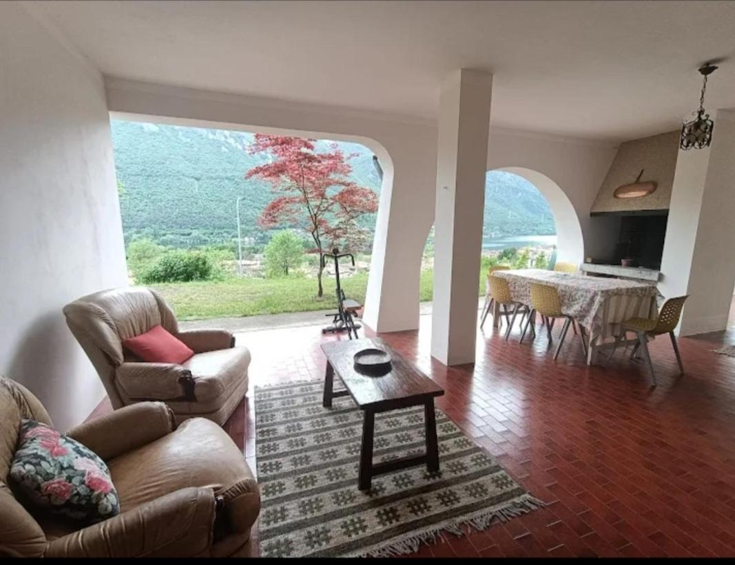 B&B Le Rose Crone Ngoại thất bức ảnh